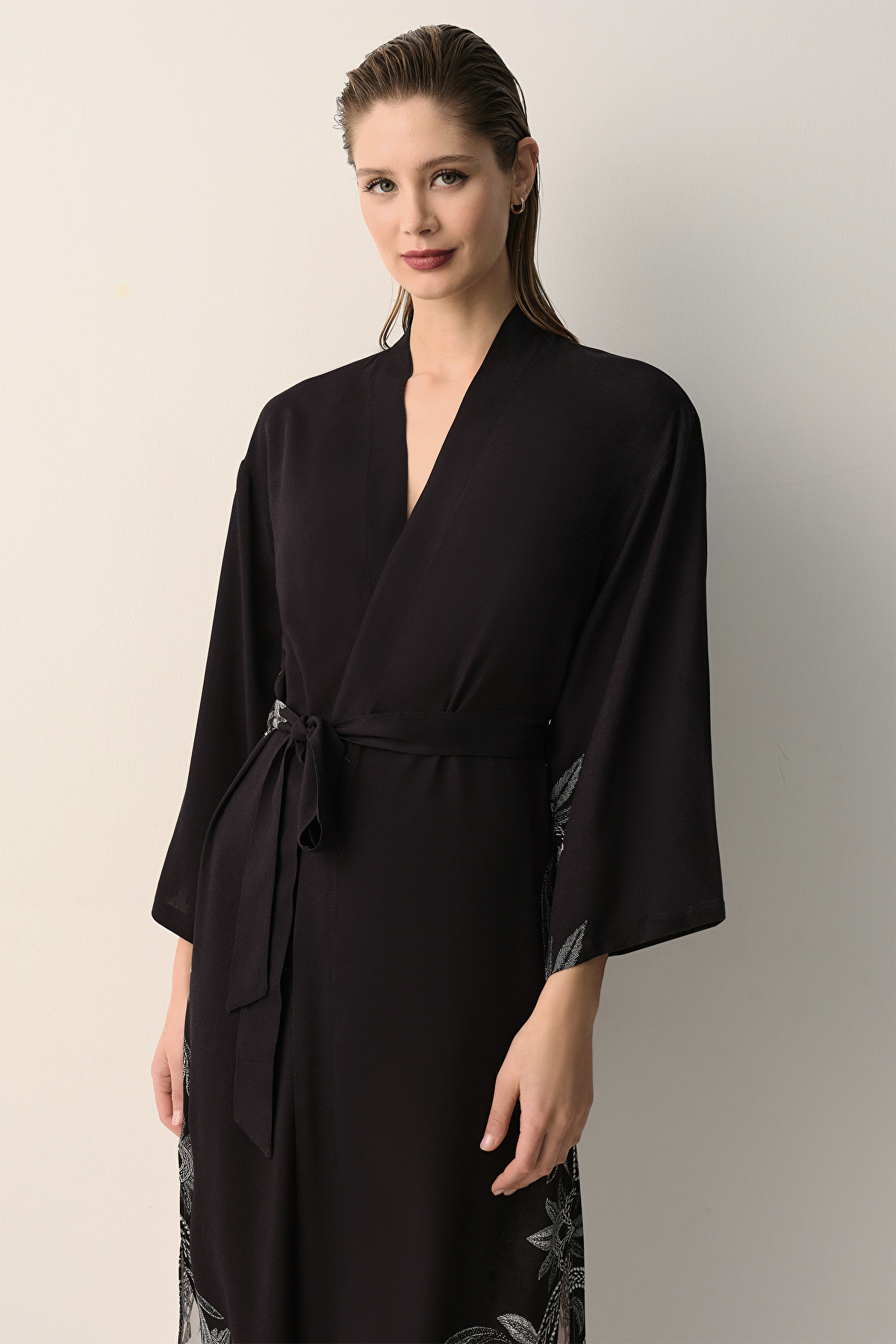 Siyah Desenli Lydia Kimono | SUWEN