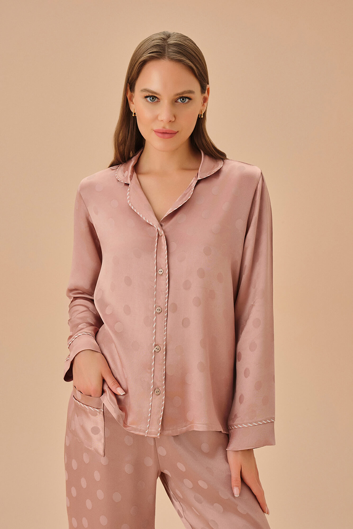 Capuccino Pointy Masculine Pyjamas Set | SUWEN