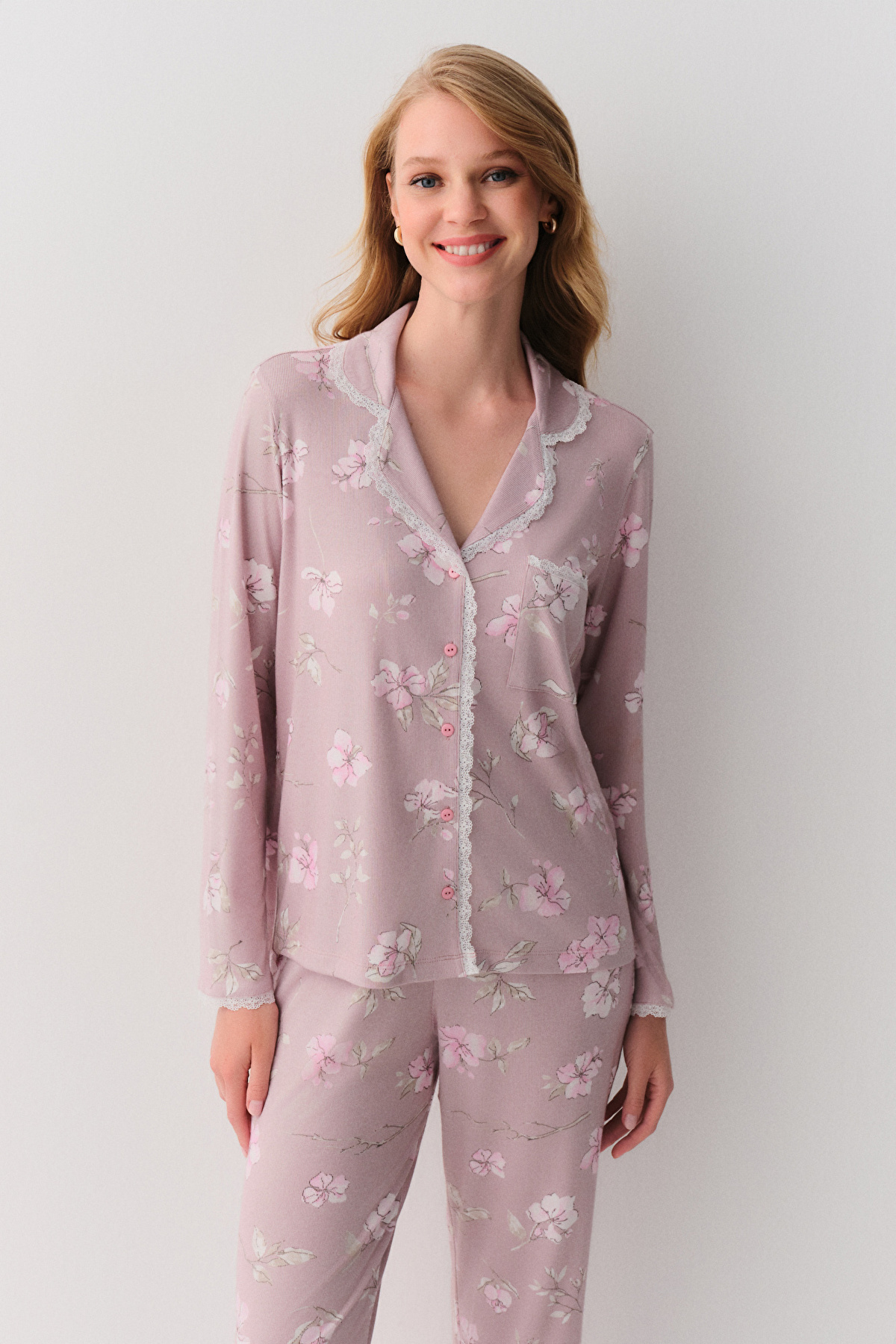 Rose Print Lara Masculine Pyjamas Set | SUWEN