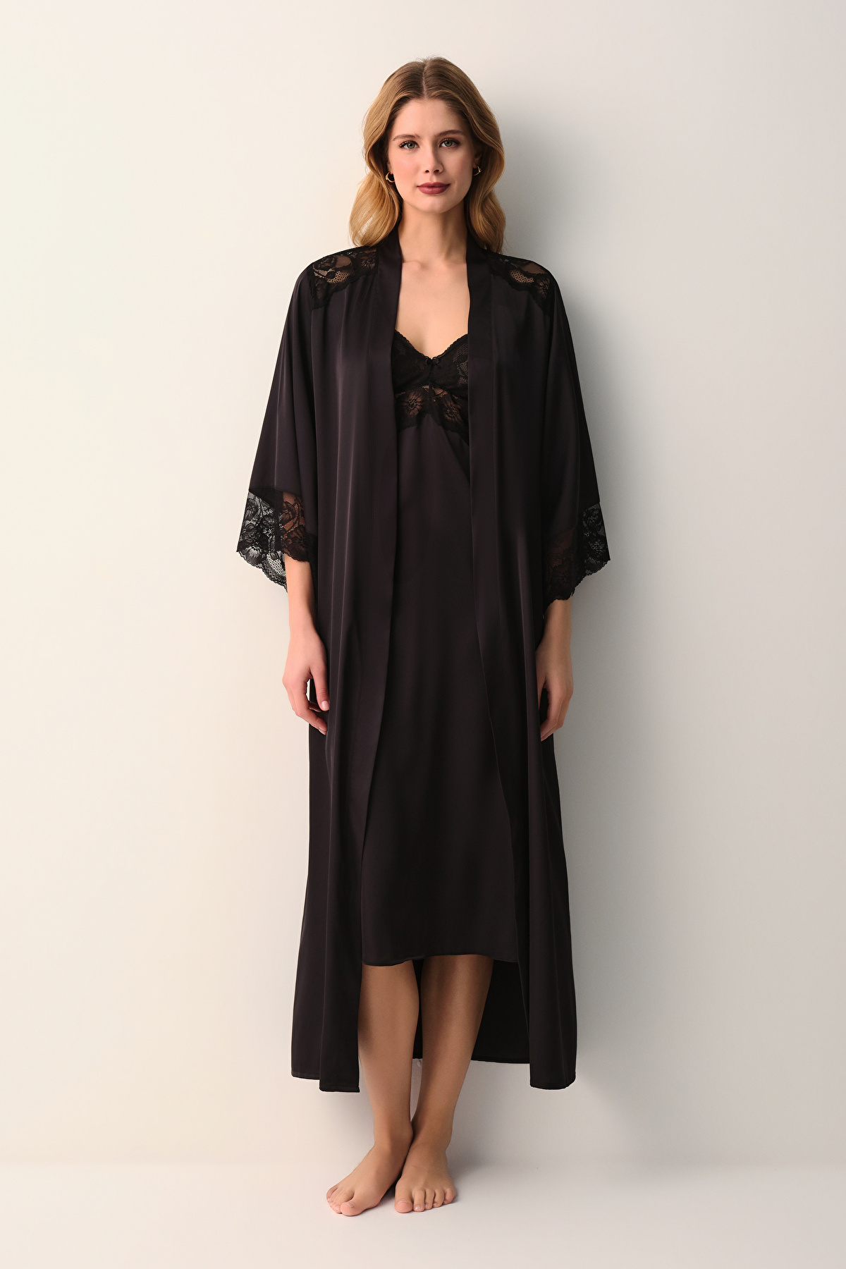 Black Vivienne Long Morning Gown | SUWEN Black Vivienne Long Morning Gown | SUWEN
