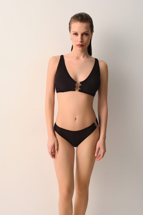 Siyah Karen Aksesuar Detaylı Bikini Alt