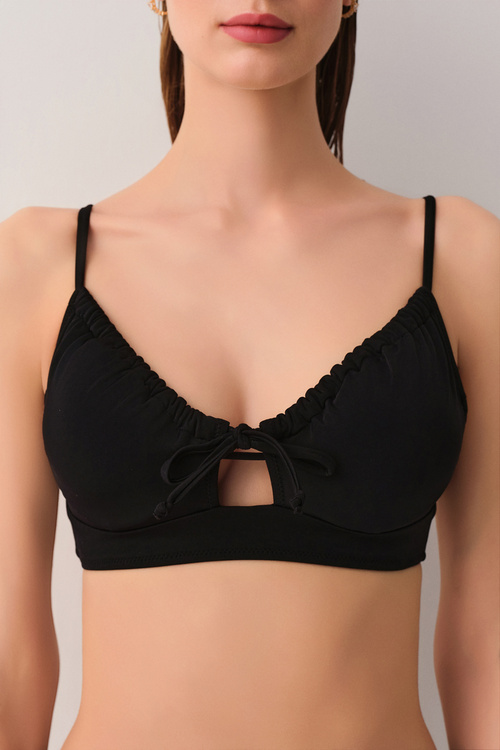 Siyah Toparlayıcı Balenli Bralet Bikini Üst