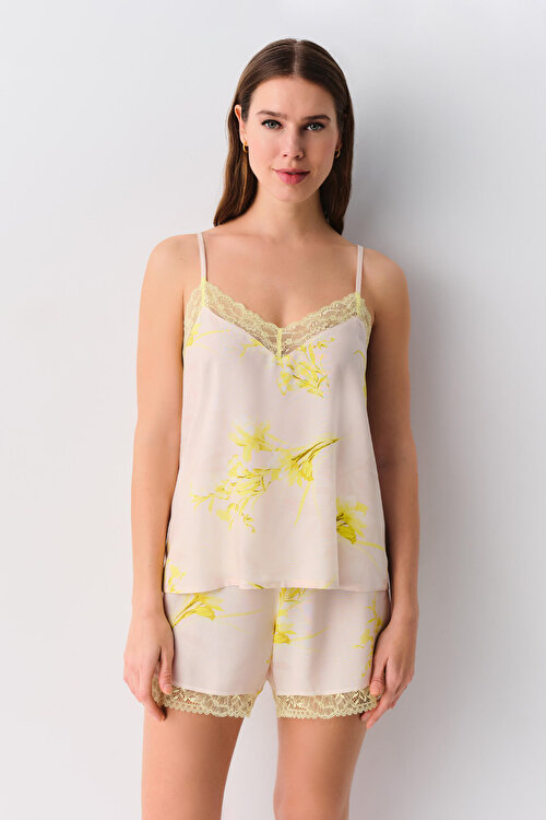 Sarı Desenli Lucky Şort Pijama Takımı