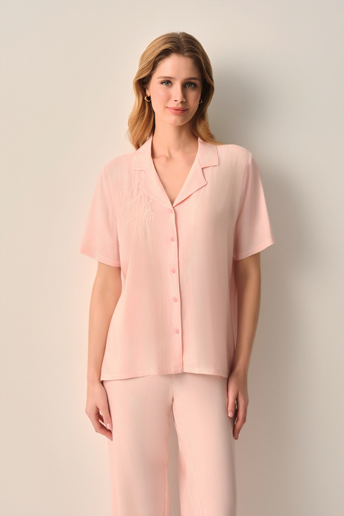 Pembe Çizgili Stripe Gömlek Yaka Pijama Takımı