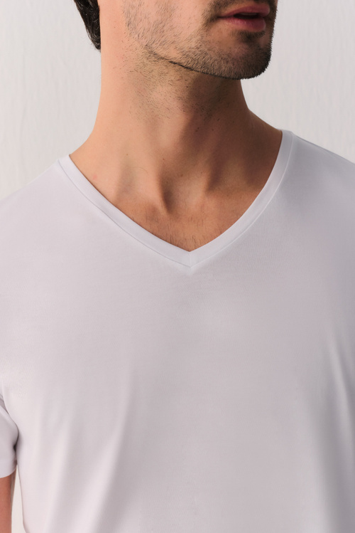 Beyaz Smart Cotton Modal V Yaka T-Shirt