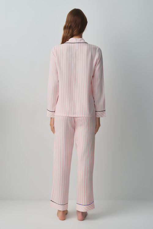 Pembe Çizgili Emily Gömlek Yaka Pijama Takımı