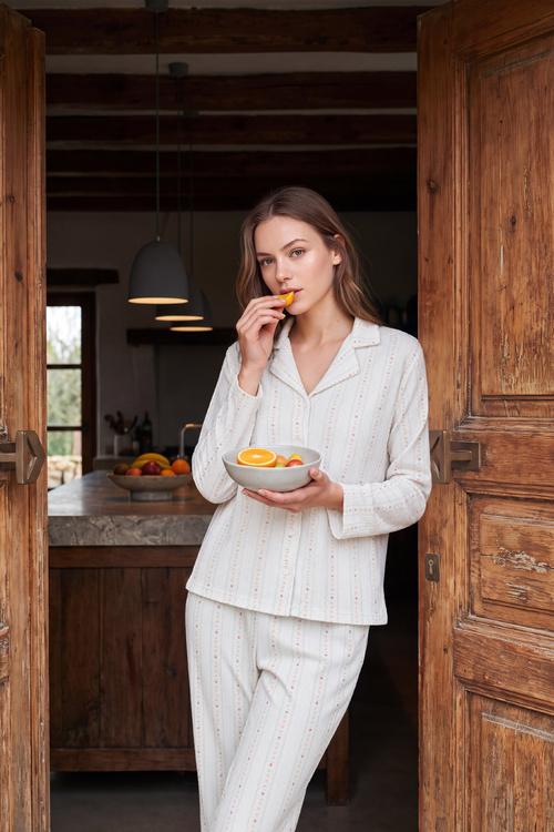 Vanilya Baskılı Stella Gömlek Yaka Pijama Takımı