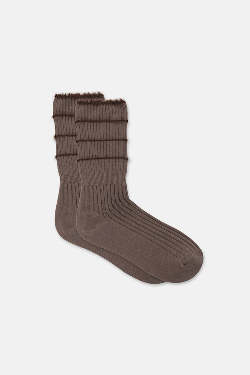 Kahverengi Tüylü Çizgili Soket Çorap