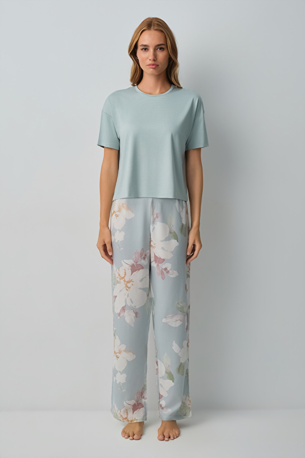 Yeşil Desenli Sofia Pijama Takımı - 3 Al 2 Öde