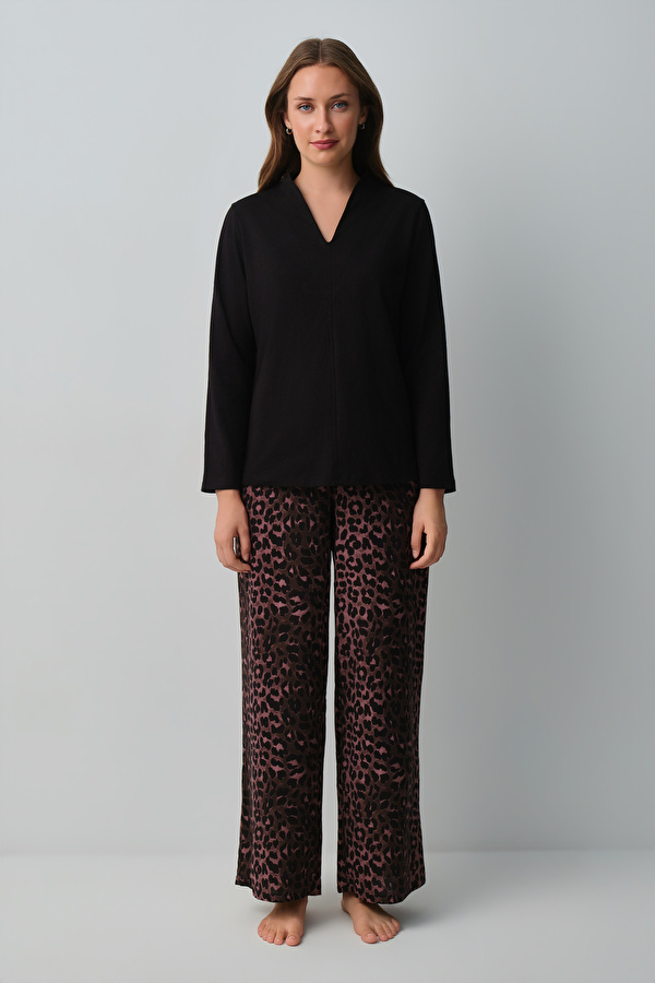 Siyah Desenli Meloni Leopar Pijama Takımı - 3 Al 2 Öde