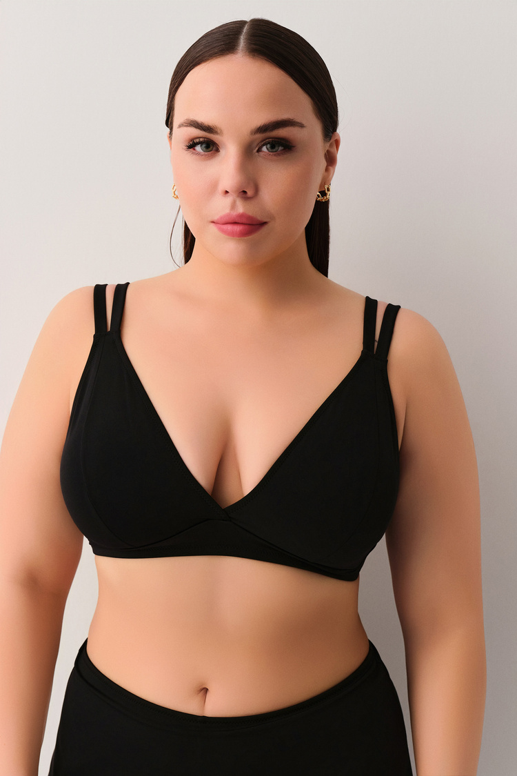 Siyah Üçgen Bikini Üst