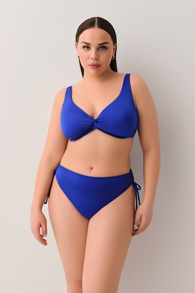 Saks Önü Burgulu Balenli Toparlayıcı Bikini Üst
