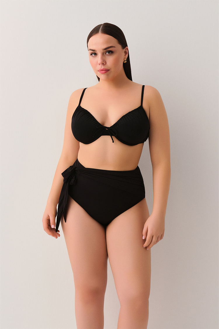 Siyah Önden Bağcıklı Destekli Bikini Üst
