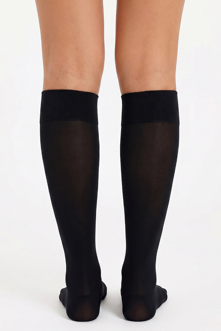 Siyah Velvet Touch 50 Den Dizaltı Çorap