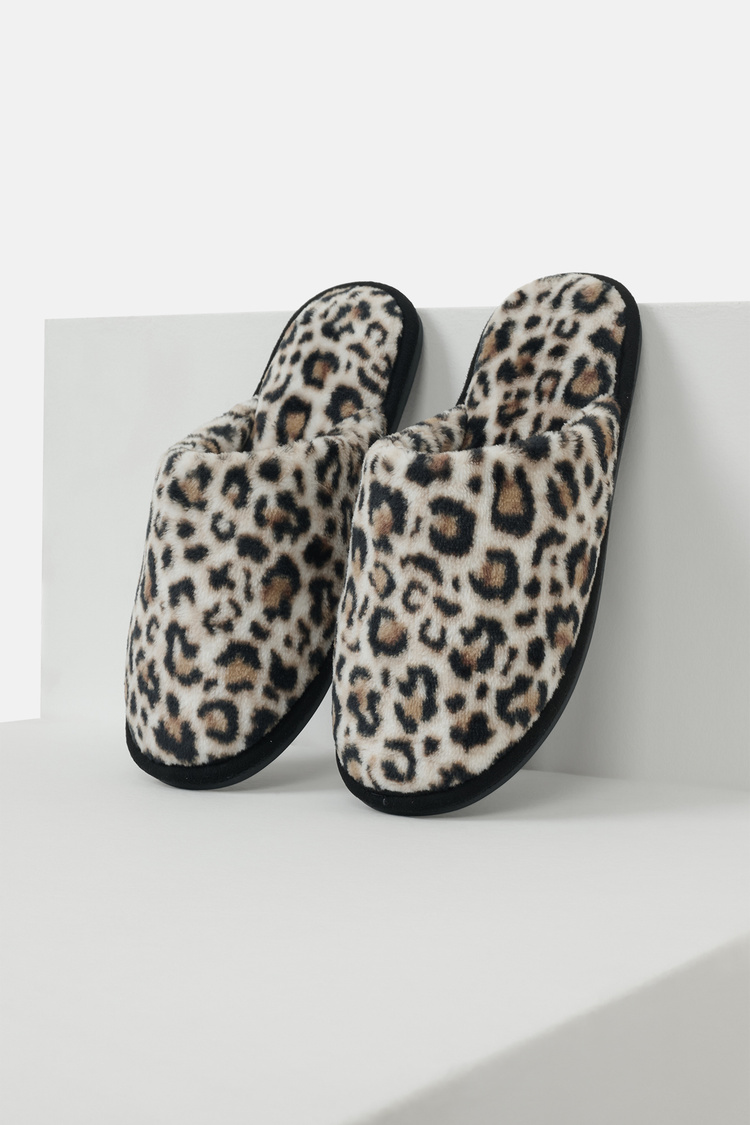Leo Leo Slippers