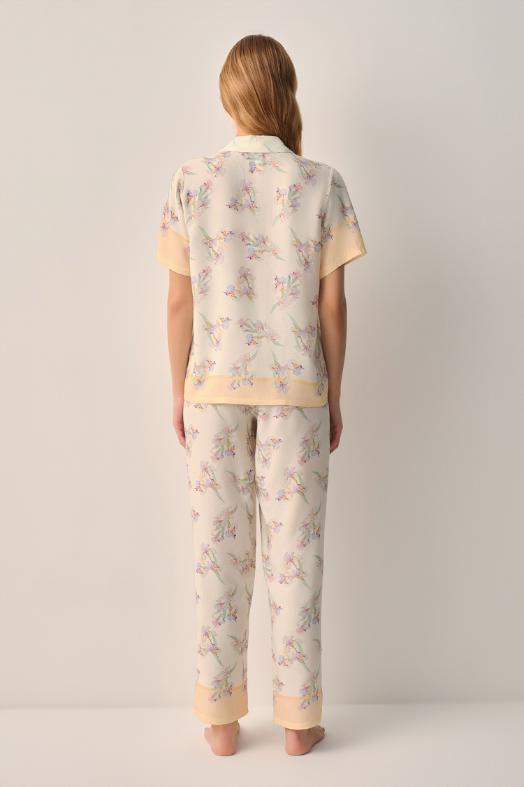 Ekru Desenli Aurel Gömlek Yaka Pijama Takımı