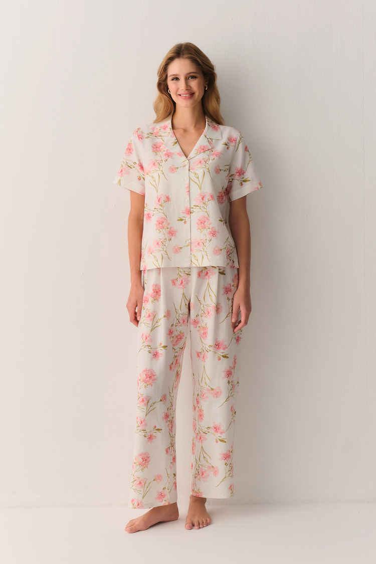 Ekru Desenli Ellen Pamuklu Gömlek Yaka Pijama Takımı
