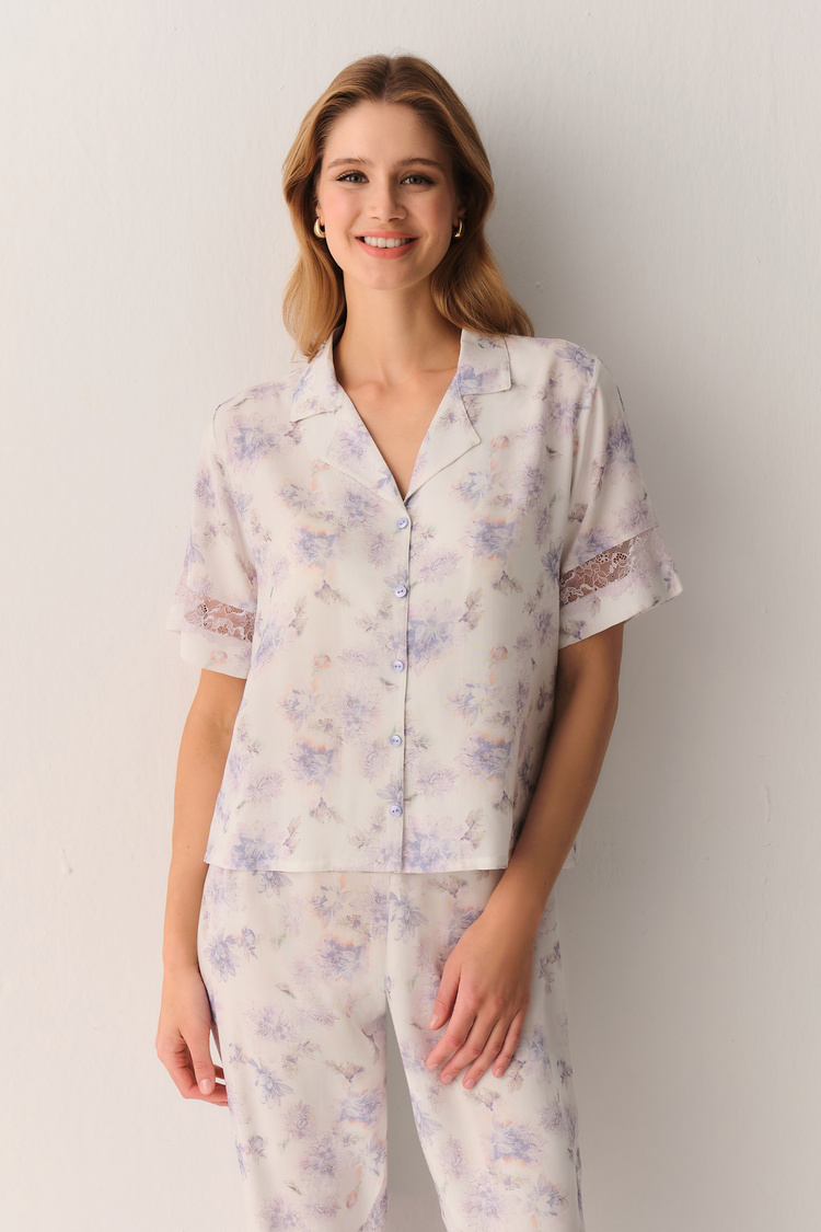 Lila Desenli Lilac Gömlek Yaka Pijama Takımı