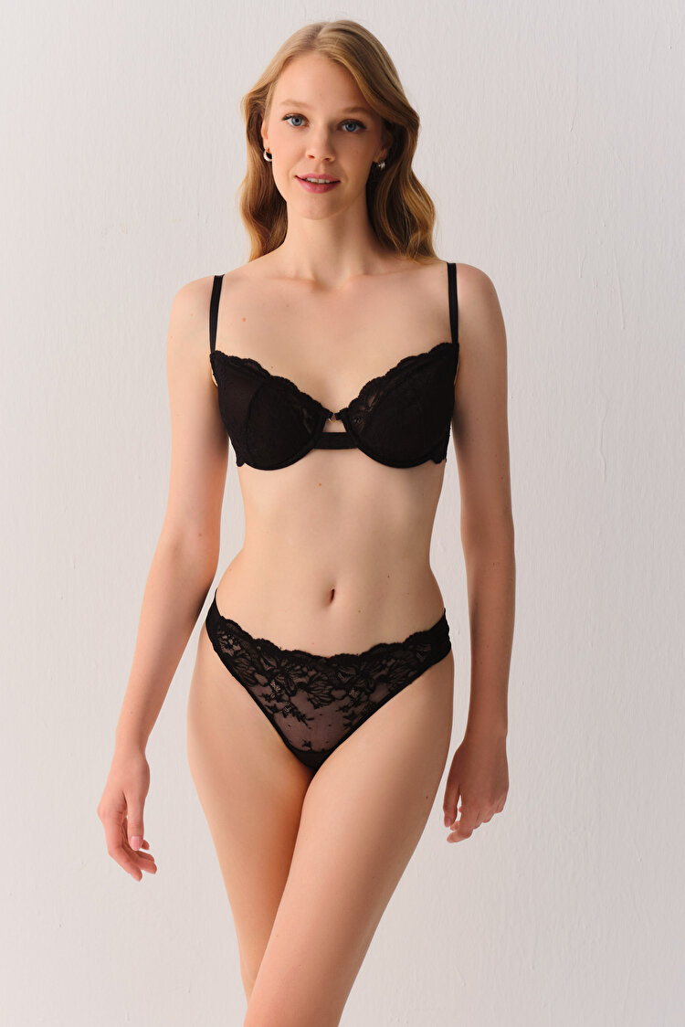 Orgazmdan talvasaga tushgan ayolning porno videosi