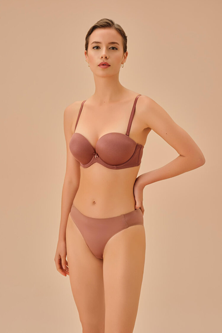 Rus kelini toyda sikishadi