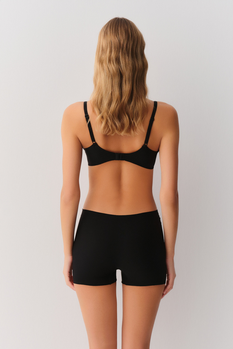 Black Invisible Clean Cut Short