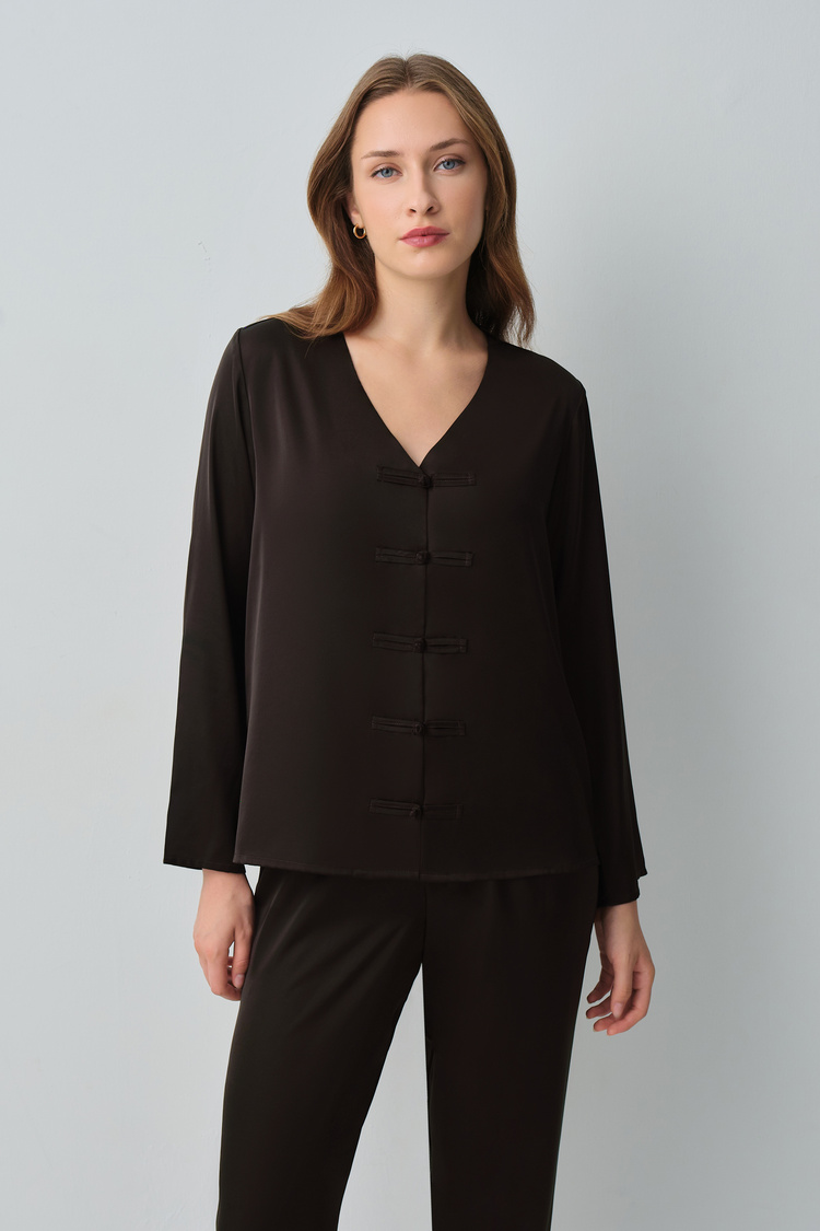 Bitter Aura V-Neck Button Front Pyjamas Set