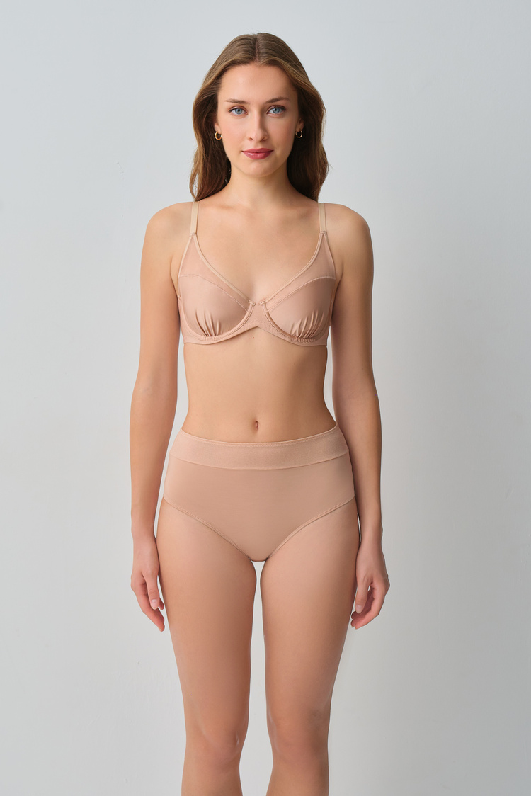 Nude Aura Yüksel Bel Slip Külot