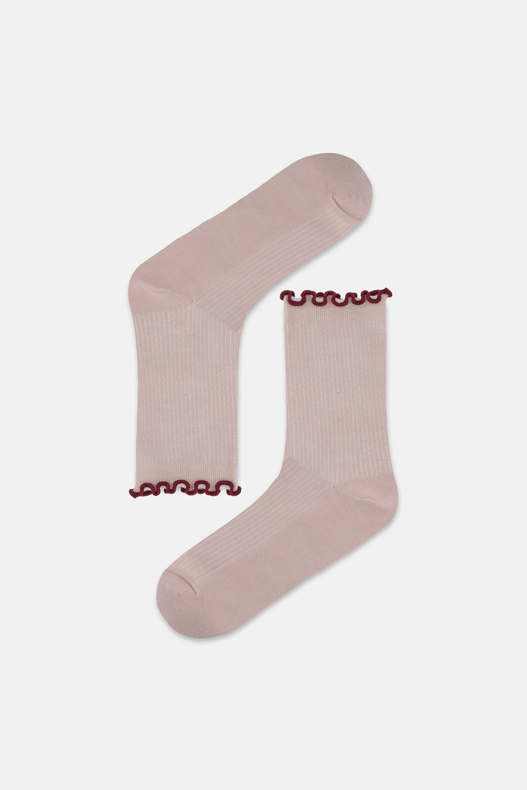 Pudra Pembesi Elegant Fırfırlı Soket Çorap