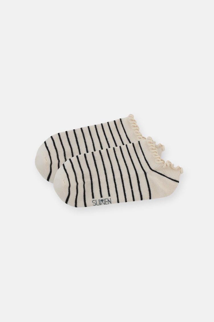 Ekru Stripe Fırfırlı Patik Çorap