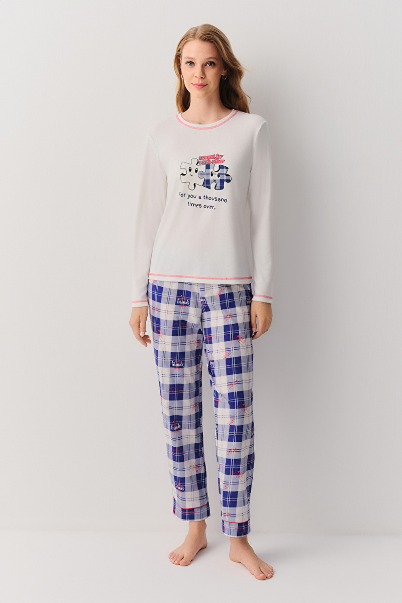 Mavi Ekoseli Friends Pijama Takımı